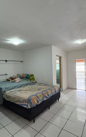 Casa à venda com 302m², 3 quartos e 2 vagas Casa à venda com 302m², 3 quartos e 2 vagasSuíte