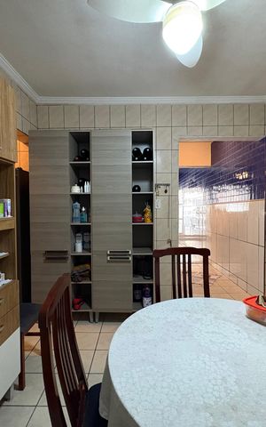 Casa à venda com 302m², 3 quartos e 2 vagas Casa à venda com 302m², 3 quartos e 2 vagasCopa