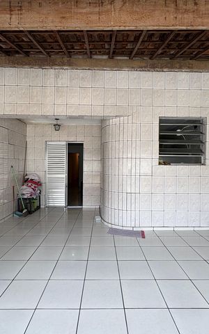 Casa à venda com 302m², 3 quartos e 2 vagas Casa à venda com 302m², 3 quartos e 2 vagasVaranda da Suíte