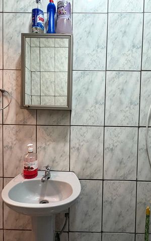 Casa à venda com 302m², 3 quartos e 2 vagas Casa à venda com 302m², 3 quartos e 2 vagasBanheiro 1