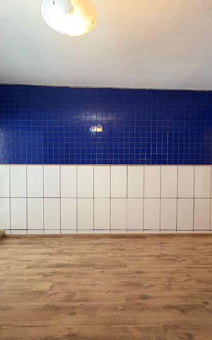 Casa à venda com 302m², 3 quartos e 2 vagas Casa à venda com 302m², 3 quartos e 2 vagasSala