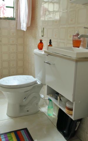 Casa à venda com 308m², 1 quarto e 2 vagasBanheiro