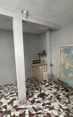 Casa à venda com 180m², 5 quartos e 1 vagaÁrea de Serviço casa 1