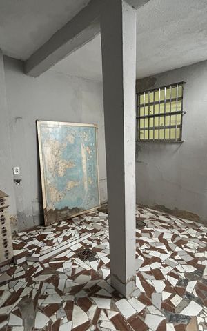 Casa à venda com 180m², 5 quartos e 1 vagaÁrea de Serviço casa 1