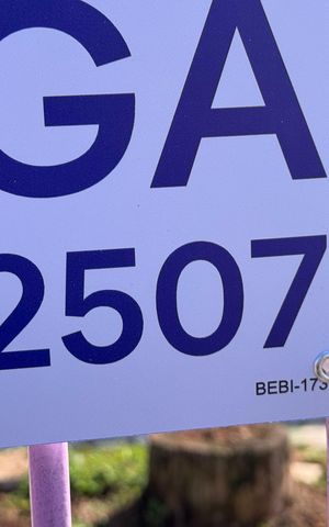 Casa para alugar com 45m², 1 quarto e 3 vagas Casa para alugar com 45m², 1 quarto e 3 vagasPlaca