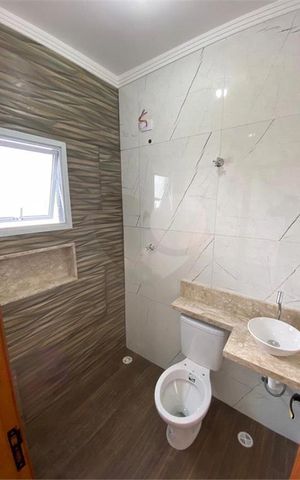 Casa à venda com 158m², 3 quartos e 2 vagas