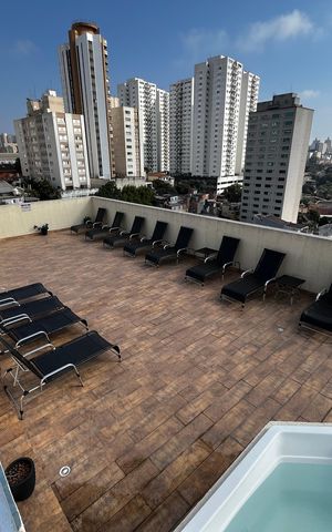 Apartamento à venda com 33m², 1 quarto e 1 vagaÁrea comum - Piscina