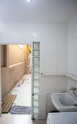 Casa à venda com 250m², 5 quartos e 2 vagasÁrea de Serviço Casa 2