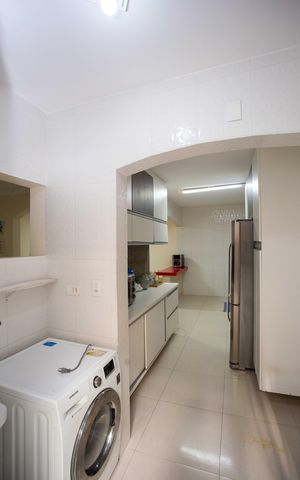 Casa à venda com 250m², 5 quartos e 2 vagasÁrea de Serviço Casa 2