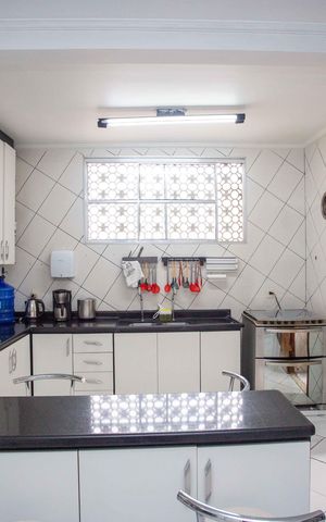 Casa à venda com 250m², 5 quartos e 2 vagasCozinha