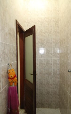 Casa à venda com 169m², 4 quartos e 3 vagasGaragem - Banheiro
