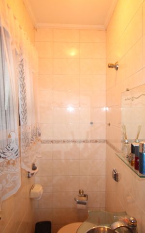 Casa à venda com 169m², 4 quartos e 3 vagasLavabo