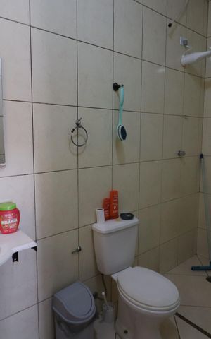 Casa à venda com 368m², 3 quartos e 2 vagasBanheiro 2