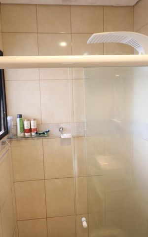 Casa à venda com 368m², 3 quartos e 2 vagasBanheiro da Suíte 1