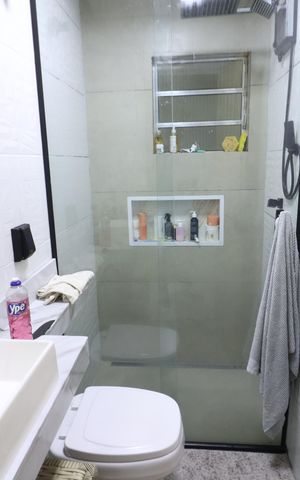 Casa à venda com 368m², 3 quartos e 2 vagasBanheiro 3