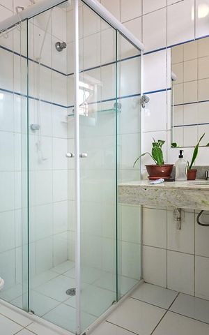 Casa à venda com 250m², 5 quartos e 3 vagasBanheiro Suíte 1