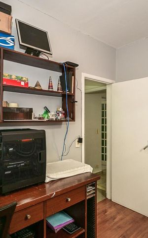 Casa à venda com 250m², 5 quartos e 3 vagasSuíte 1