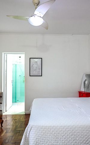 Casa à venda com 250m², 5 quartos e 3 vagasSuíte 2