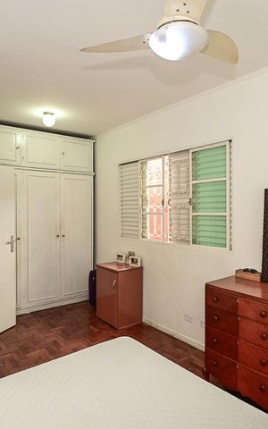 Casa à venda com 250m², 5 quartos e 3 vagasSuíte 2