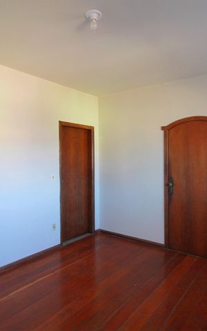 Casa à venda com 508m², 4 quartos e 2 vagasSala de Estar