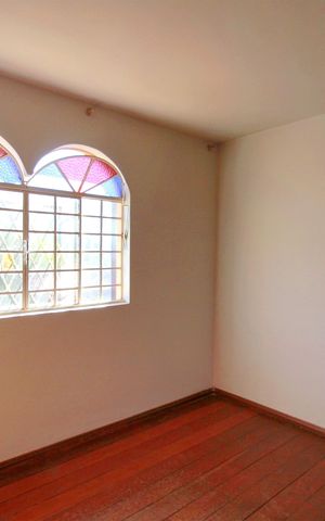 Casa à venda com 508m², 4 quartos e 2 vagasSuíte