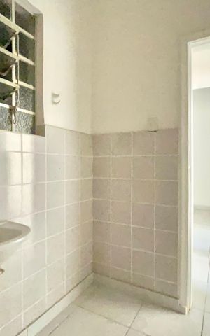 Apartamento para alugar com 105m², 2 quartos e sem vaga Apartamento para alugar com 105m², 2 quartos e sem vagaBanheiro
