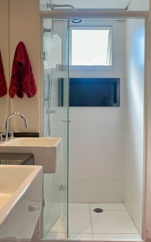 Apartamento à venda com 60m², 1 quarto e 2 vagas Apartamento à venda com 60m², 1 quarto e 2 vagasBanheiro da Suíte