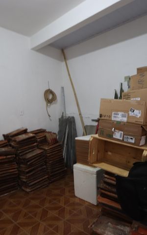 Casa à venda com 356m², 7 quartos e 8 vagasQuarto 2 - Casa 2