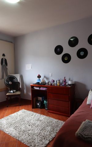 Casa à venda com 356m², 7 quartos e 8 vagasQuarto 2 - Casa 3
