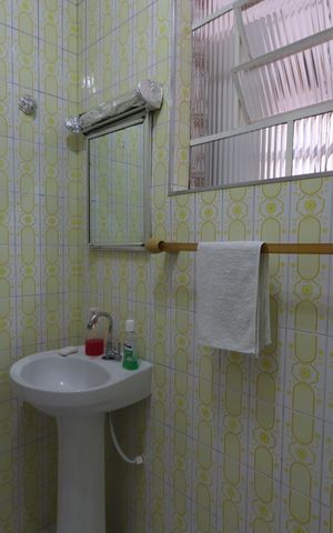 Casa à venda com 356m², 7 quartos e 8 vagasBanheiro - Casa 1