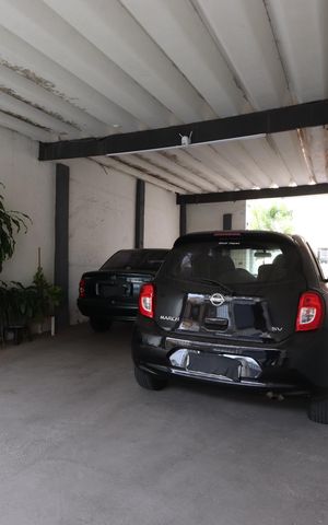 Casa à venda com 356m², 7 quartos e 8 vagasGaragem