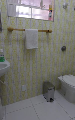 Casa à venda com 356m², 7 quartos e 8 vagasBanheiro - Casa 1