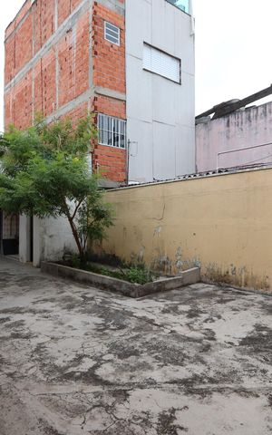 Casa à venda com 356m², 7 quartos e 8 vagasQuintal