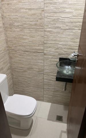 Casa à venda com 210m², 2 quartos e 2 vagas