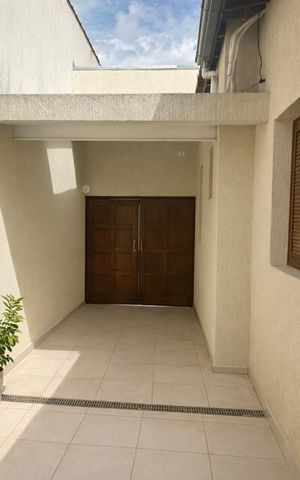 Casa à venda com 210m², 2 quartos e 2 vagas