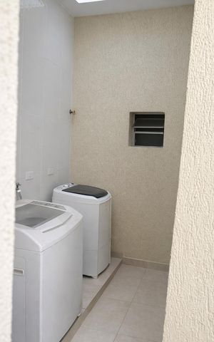 Casa à venda com 210m², 2 quartos e 2 vagas