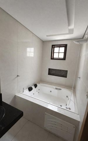 Casa à venda com 210m², 2 quartos e 2 vagas