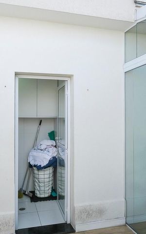 Apartamento à venda com 160m², 2 quartos e 2 vagasÁrea de serviço 2