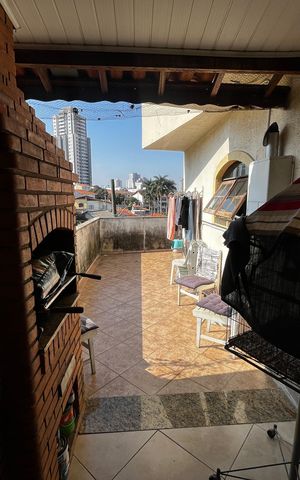 Casa à venda com 190m², 3 quartos e 3 vagasVaranda gourmet