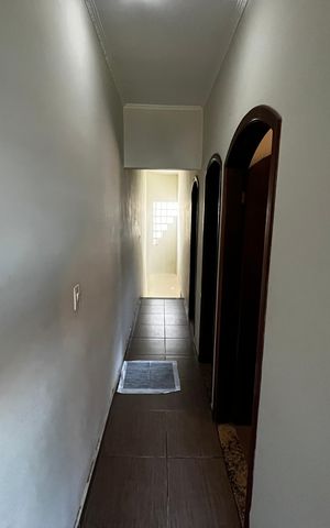 Casa à venda com 190m², 3 quartos e 3 vagasCorredor