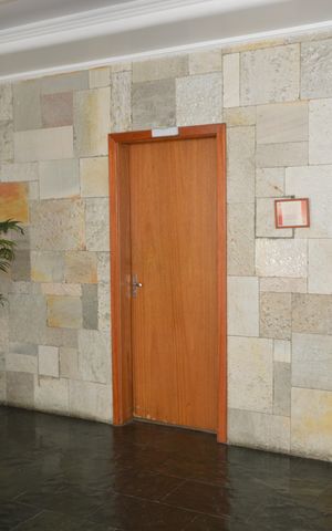 Apartamento à venda com 97m², 2 quartos e 1 vagaElevadores