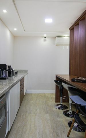 Apartamento à venda com 85m², 2 quartos e 2 vagasCozinha 