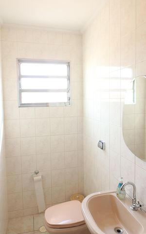 Casa à venda com 232m², 3 quartos e 3 vagasLavabo