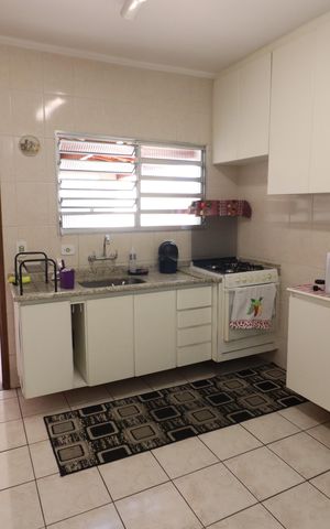Casa à venda com 232m², 3 quartos e 3 vagasCozinha