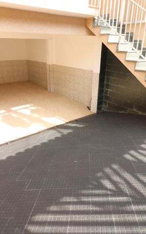 Casa à venda com 232m², 3 quartos e 3 vagasGaragem