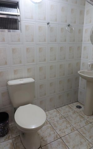 Casa à venda com 232m², 3 quartos e 3 vagasBanheiro de Serviço