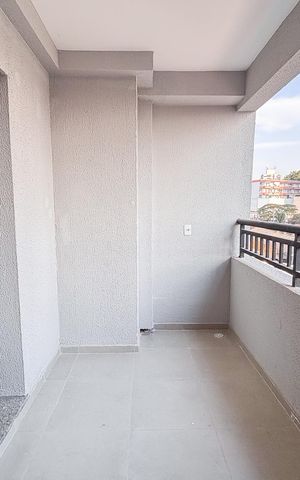 Apartamento à venda com 29m², 1 quarto e sem vaga Apartamento à venda com 29m², 1 quarto e sem vagaVaranda