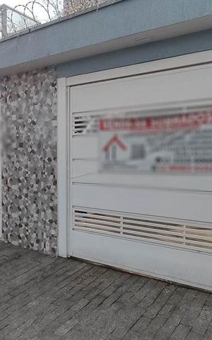 Casa de condomínio à venda com 60m², 2 quartos e 1 vaga Casa de condomínio à venda com 60m², 2 quartos e 1 vagaFachada