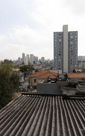 Casa de condomínio à venda com 60m², 2 quartos e 1 vaga Casa de condomínio à venda com 60m², 2 quartos e 1 vagaVista da Varanda da Suíte 1