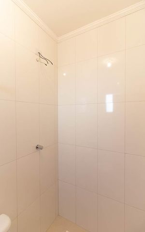 Casa de condomínio à venda com 55m², 2 quartos e 1 vaga Casa de condomínio à venda com 55m², 2 quartos e 1 vagaBanheiro da Suíte 2